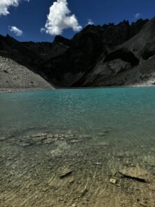 edba9c99 ea7e 41ae be7a 942d441418c3 225x300