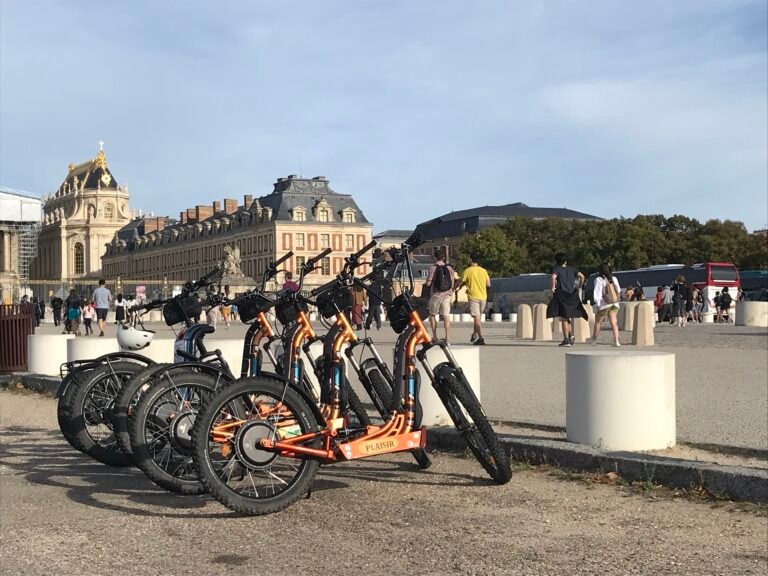 depart Chateau Versailles trottinette tripintrott electrique  768x576