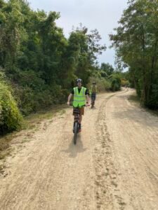 sur le chemin 225x300