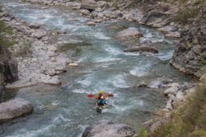 kayak double tandem guil queyras moniteurs scaled 1 300x200