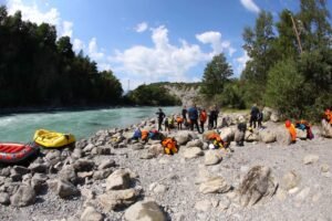 rabioux durance rafting scaled 1 300x200