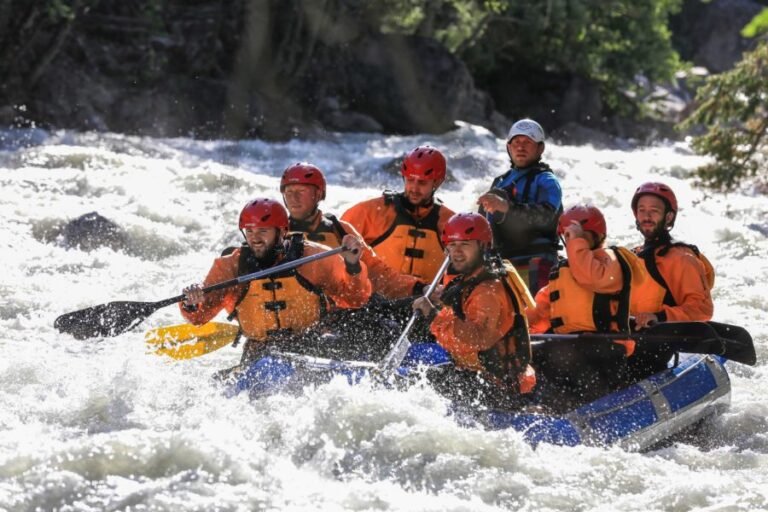 rafting sportif gyronde guil alpes du sud scaled 1 768x512