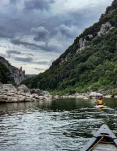 Canoe 1 233x300