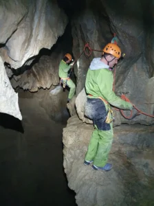Speleologie dans les gorges dAgnielles 224x300