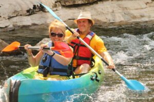 Canoe Chassezac couple 300x200
