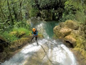 BureauDesMoniteursRodez CanyonSallesLaSource notag 39 768x576 1 300x225
