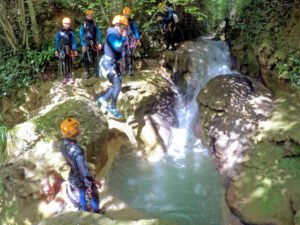 BureauDesMoniteursRodez CanyonSallesLaSource notag 8 copie2 768x576 1 2 300x225