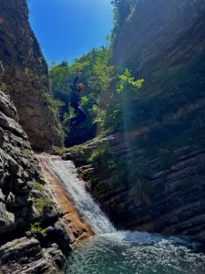 canyon Rabou saut dans leau 225x300
