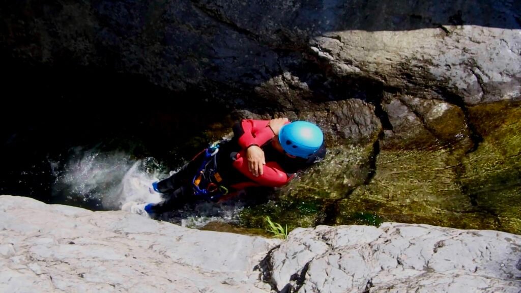 canyoning depart toboggan la bollene 1024x576