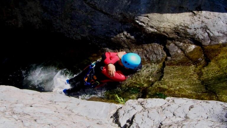 canyoning depart toboggan la bollene 768x432