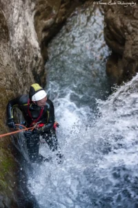 canyoning descente Rouanette integrale Ancelle cascade neoprene 200x300