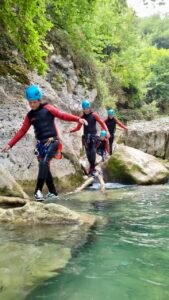 canyoning gours du ray enfants alpes maritimes 169x300