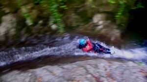 vitesse toboggan aquatique canyoning bollene 300x169