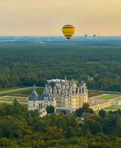 Montgolfiere chambord@au gre des vents 570x696 1 246x300
