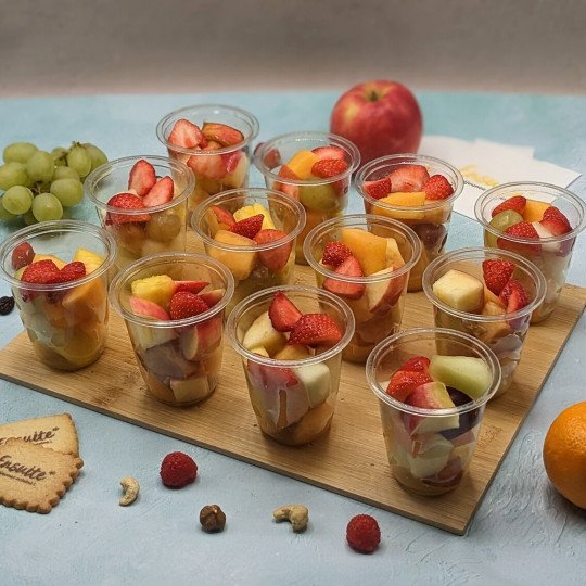 salades de fruits en verrine x 12 1
